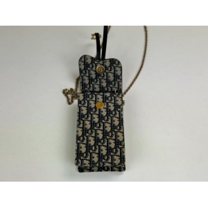 DIOR VERTICAL SADDLE POUCH